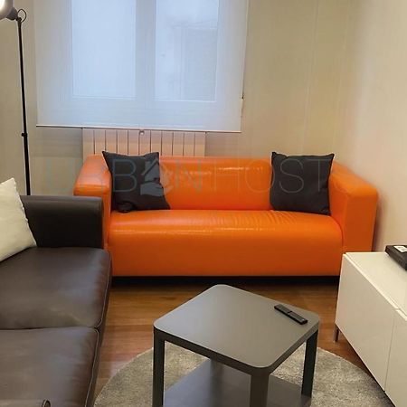Vivienda Turistica Urbana En Santuchu, Comoda, Funcional Y Con Parking 빌바오 외부 사진